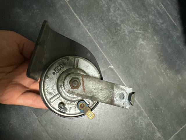 MAZDA KD356679YA Сигнал звуковой (клаксон) в наличии Киев