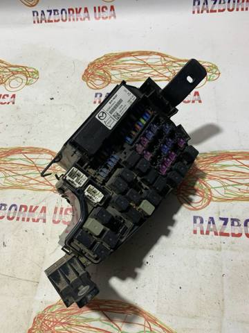 Корпус блока предохранителей KD4566767 MAZDA