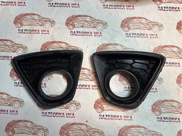 Решетка бампера, левая KD5350C21 MAZDA