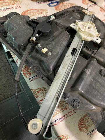 Механизм стеклоподъемника двери передней, правой KD5358590 MAZDA