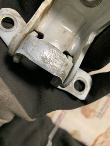KD5373240A MAZDA Петля двери задней левой купить в Николаев