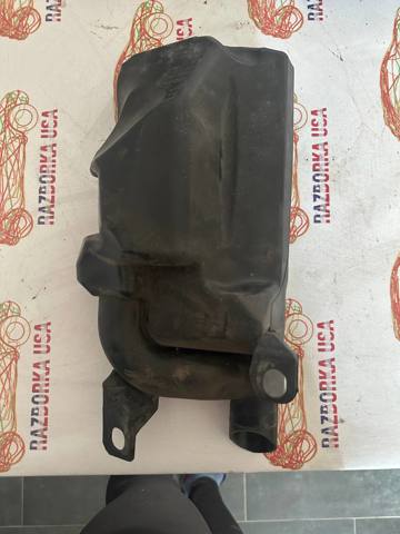 Резонатор воздушного фильтра PE0113195 MAZDA
