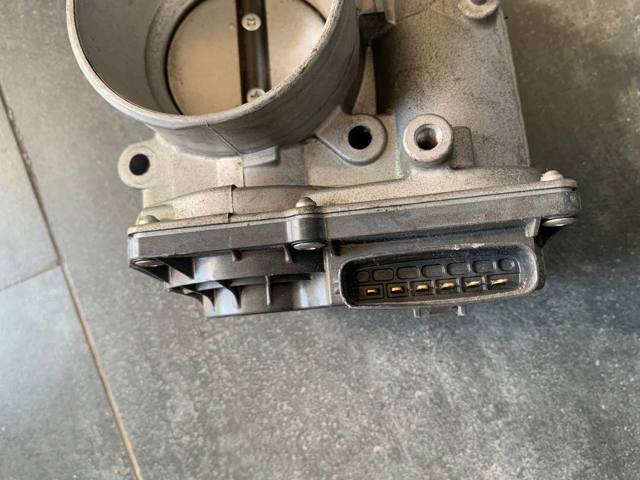 MAZDA PE0113640B Дроссельная заслонка в сборе в наличии Кривой Рог