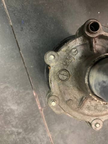 MAZDA PE0115010B Помпа в наличии Запорожье