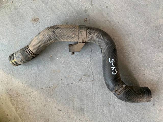 Шланг системы охлаждения PE011518XC MAZDA