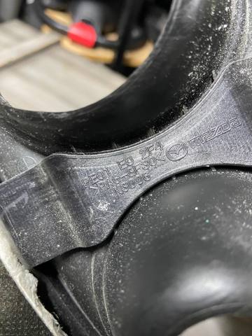 PE01E02F4 MAZDA купить в Ирпень