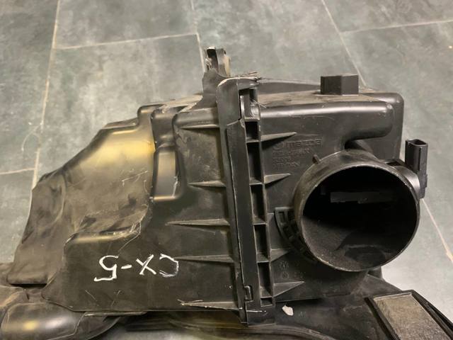 Корпус воздушного фильтра, верхняя часть PY1A133AX MAZDA