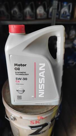 Олива моторна nissan motor oil fs 5w-30 c4 5л KE90090043