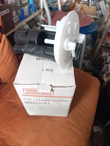 MITSUBISHI MR552781 Топливный фильтр в наличии Одесса