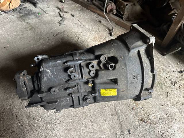 Механическая коробка передач 23007503247 BMW