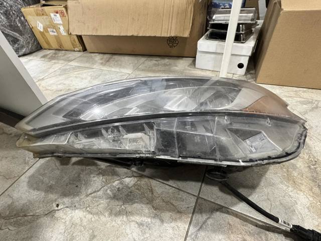 NISSAN 260606CA5B Фара левая в наличии Павлоград