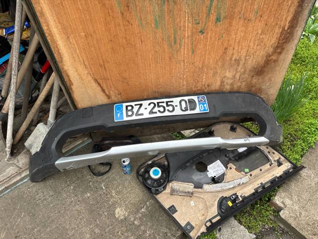 Бампер передний, нижняя часть 51112990186 BMW