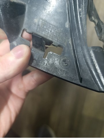 51117336509 BMW Решетка бампера переднего левая купить в Днепр