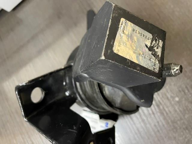 2181026700 Подушка (опора) двигателя правая купить Полтава