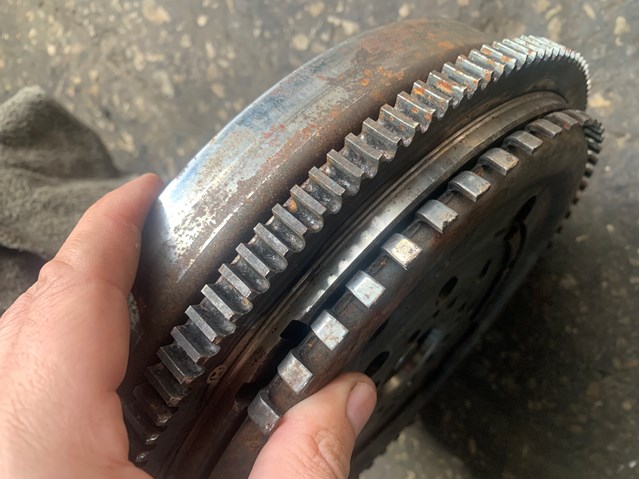 MERCEDES A6110300605 Маховик в наличии Львов