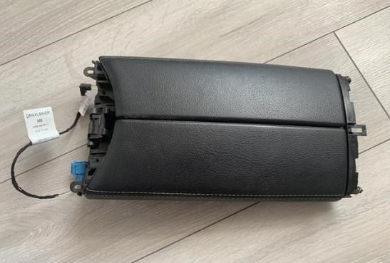 Крышка подлокотника A2056808804 MERCEDES