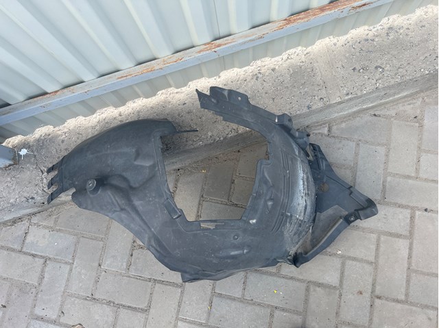MERCEDES A2056903101 Подкрылок крыла заднего левый передний в наличии Павлоград