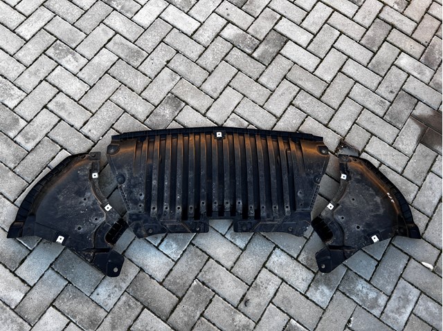 Защита бампера переднего, левая A2135200400 MERCEDES