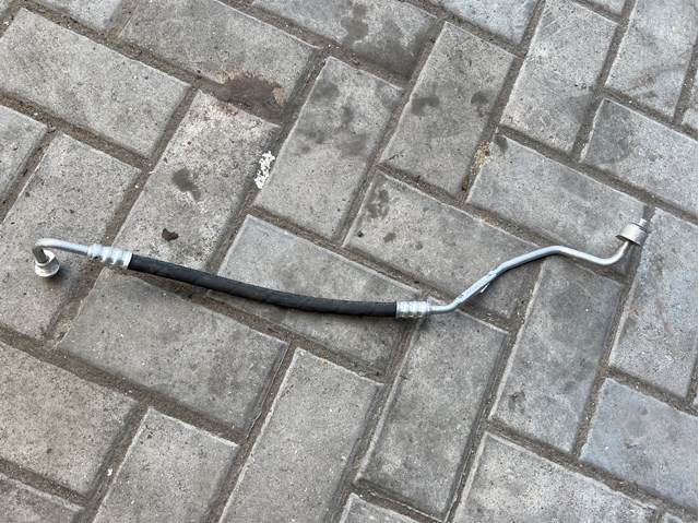Шланг кондиционера, от радиатора к испарителю A2138305100 MERCEDES