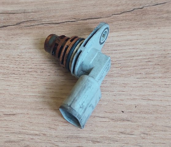 Датчик распределительного вала Volkswagen Polo V