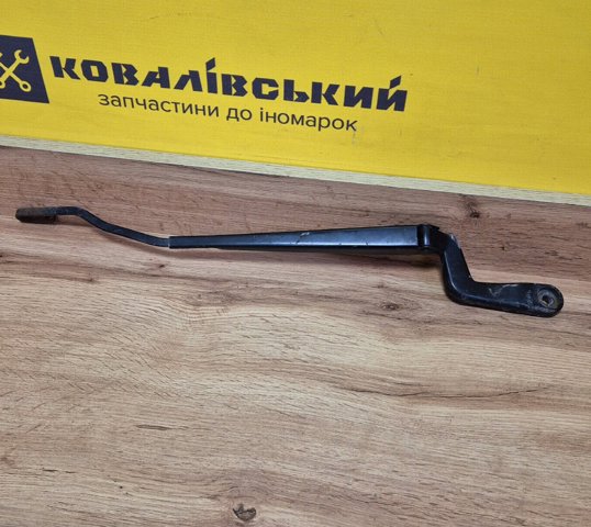 Рычаг дворника Шкода Фабия 1