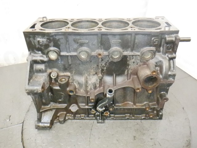 Блок двигателя 0130T7 PEUGEOT
