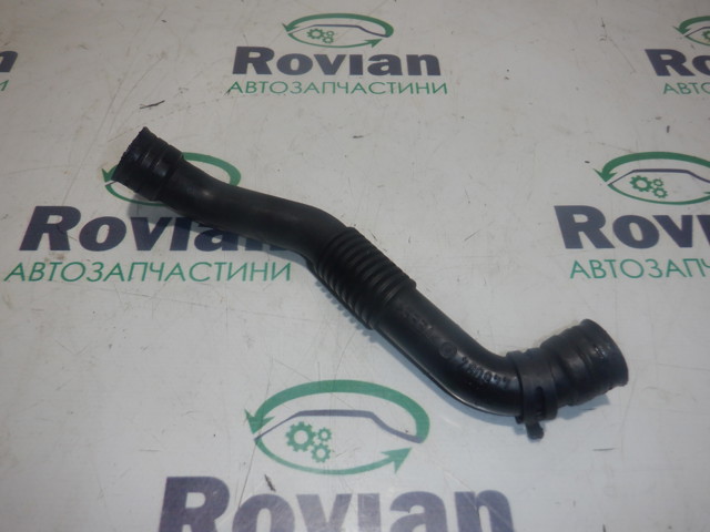 Трубка отвода картерных газов 038103493AD VAG