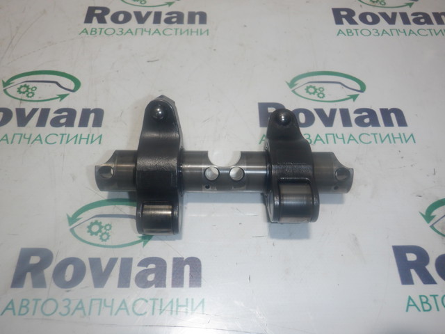 Ось коромысла рокеров 038109527AF VAG