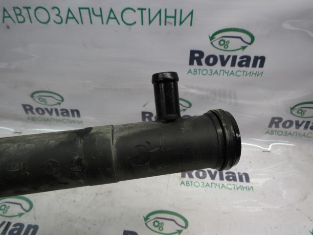 03C121065D Шланг (патрубок) водяного насоса приемный купить Львов