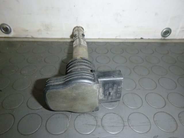 Катушка зажигания 06B905115G VAG