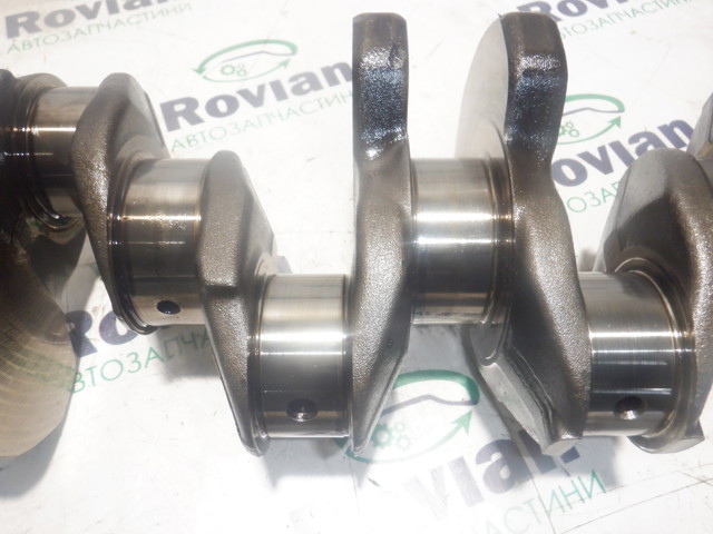 1100A028 MITSUBISHI Коленвал купить в Ирпень