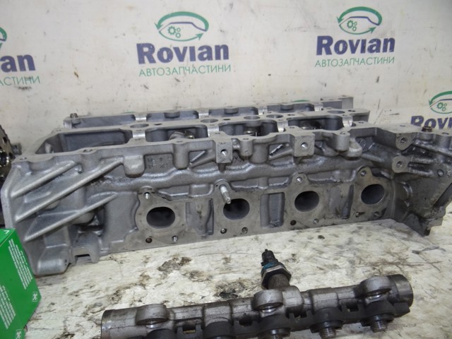 RENAULT 110415059R Головка блока цилиндров (ГБЦ) в наличии Ужгород
