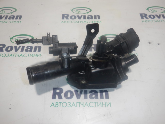 Корпус термостата в сборе 110608431R RENAULT