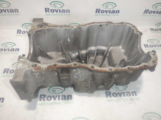 Защита двигателя 111116149R RENAULT