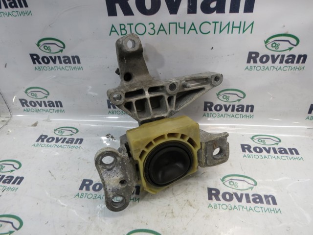 RENAULT 112108807R Подушка (опора) двигателя правая в наличии Украина