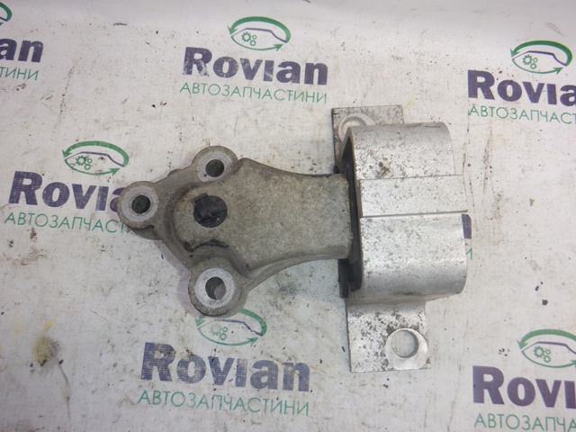Правая опора ДВС 112843505R RENAULT