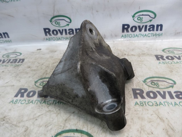 RENAULT 113320002R в наличии Киев