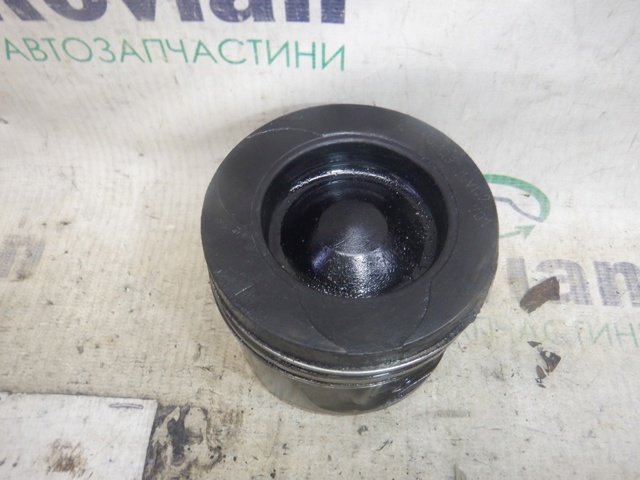 RENAULT 120A14373R Поршень в комплекте на 1 цилиндр, STD в наличии Ровно