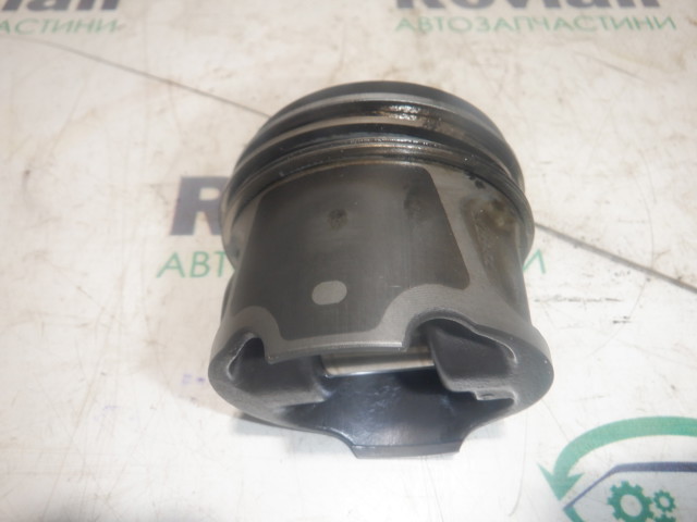 120A18001R RENAULT Поршень в комплекте на 1 цилиндр, STD купить в Винница