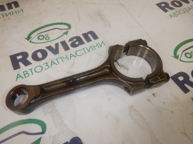 Шатун двигателя 121607038R RENAULT