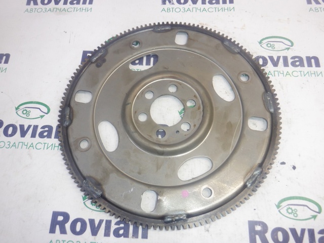 NISSAN 123311VA1A Маховик двигателя в наличии Ирпень