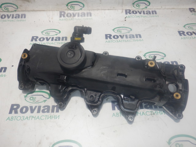 Крышка клапанов 1326400Q0J RENAULT