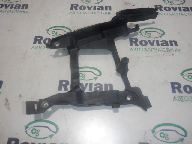 135024340R RENAULT Защита ремня ГРМ внутренняя купить в Чернигов