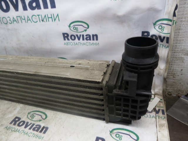 RENAULT 144963358R Радиатор интеркуллера в наличии Ирпень
