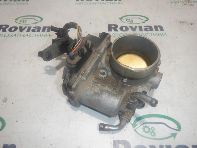 Дроссельная заслонка 1450A101 MITSUBISHI
