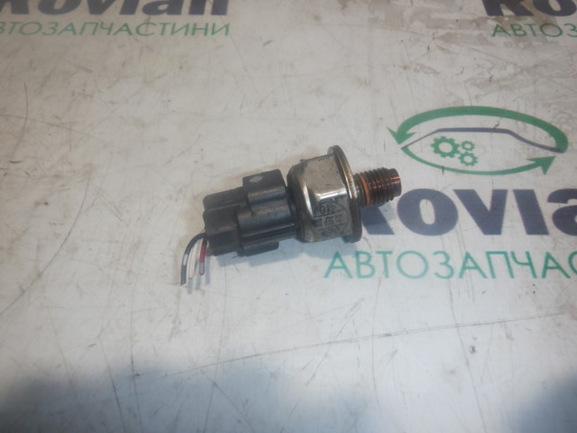 Рампа форсунок системы впрыска топлива 1465A034 MITSUBISHI