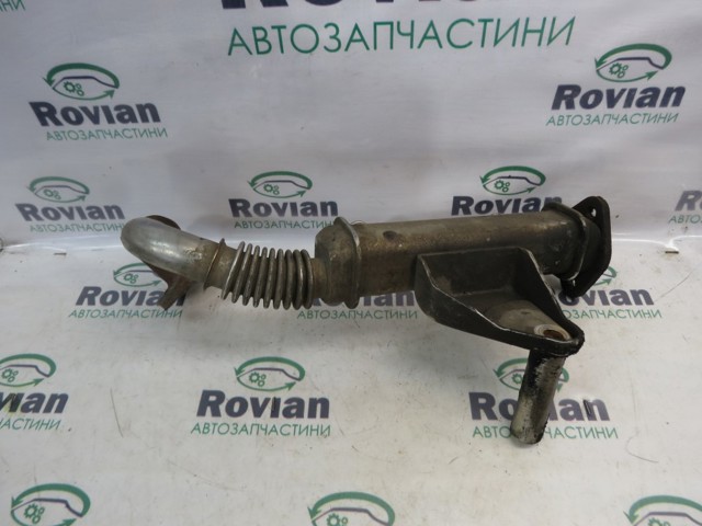Радиатор системы EGR рециркуляции выхлопных газов 14735EC01A NISSAN