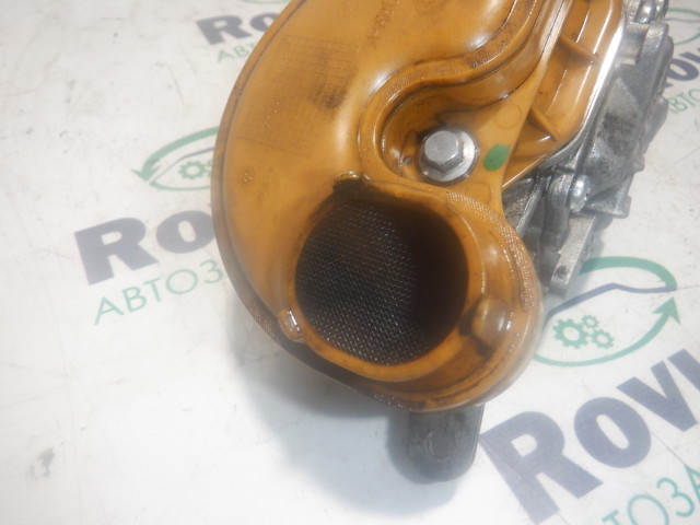 150002257R RENAULT Масляный насос купить в Днепр