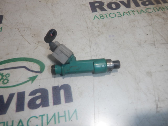 Форсунка инжектора 1571078K00 SUZUKI