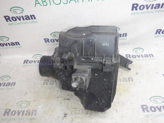  Корпус воздушного фильтра 165005HA1A NISSAN